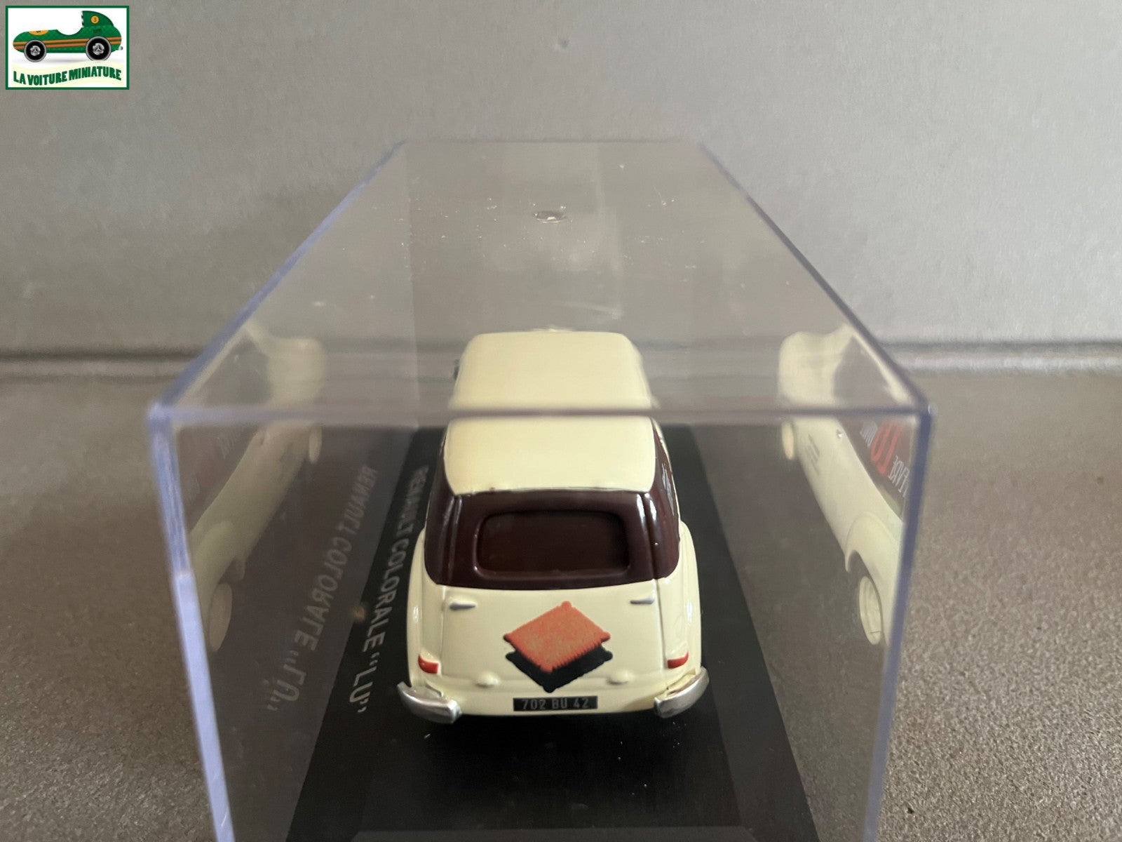 Voiture Miniature Publicitaire Renault Colorale LU au 1/43