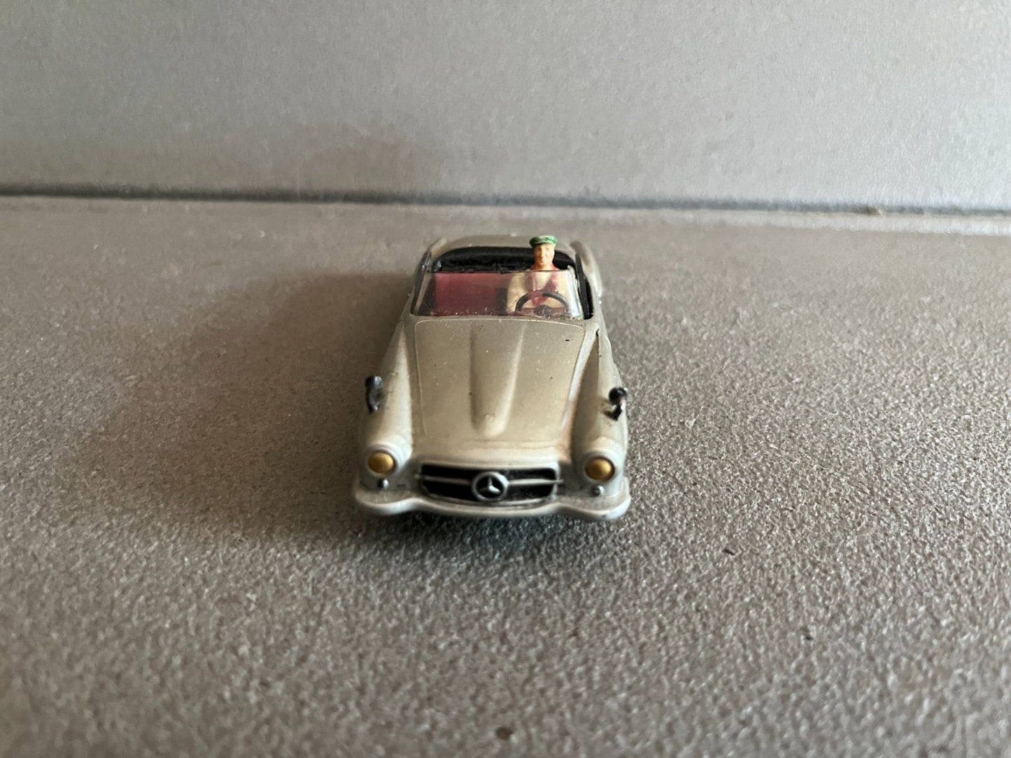 Ancienne Voiture Miniature Mercedes 190 SL Solido Série 100 Fr au 1/43 Modifiée