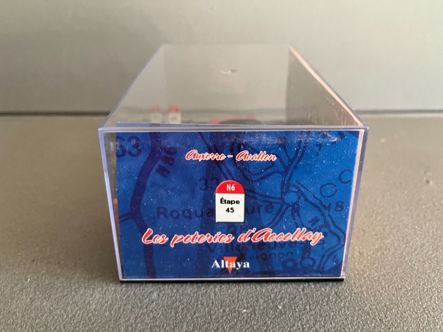 Voiture Miniature Panhard PL 17 Etape 45 La Route Bleue RN7 1/43