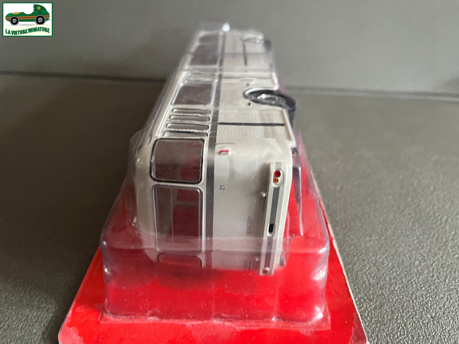 Voiture miniature Berliet PLR10 Monaco 1/43 Autobus Autocars du Monde