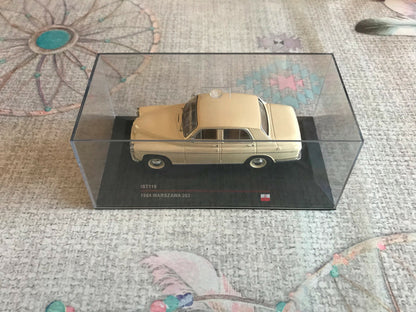 Voiture Miniature 1964 Warszawa 203 IST 119 au 1/43