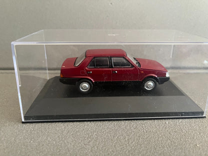 Voiture Miniature Fiat Regatta 1985 Autos Inolvidables Argentinos 1/43