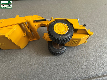 Miniature Engin Véhicule de chantier CAT 621 NZG au 1/50