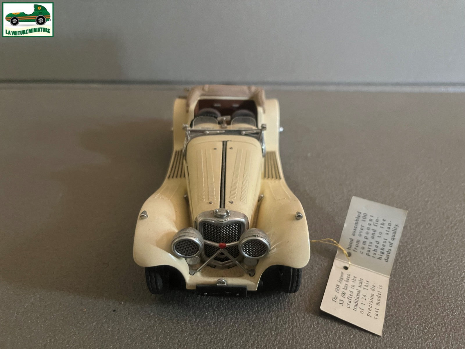 Voiture miniature 1938 Jaguar SS-100 Franklin Mint 1/24 Défauts