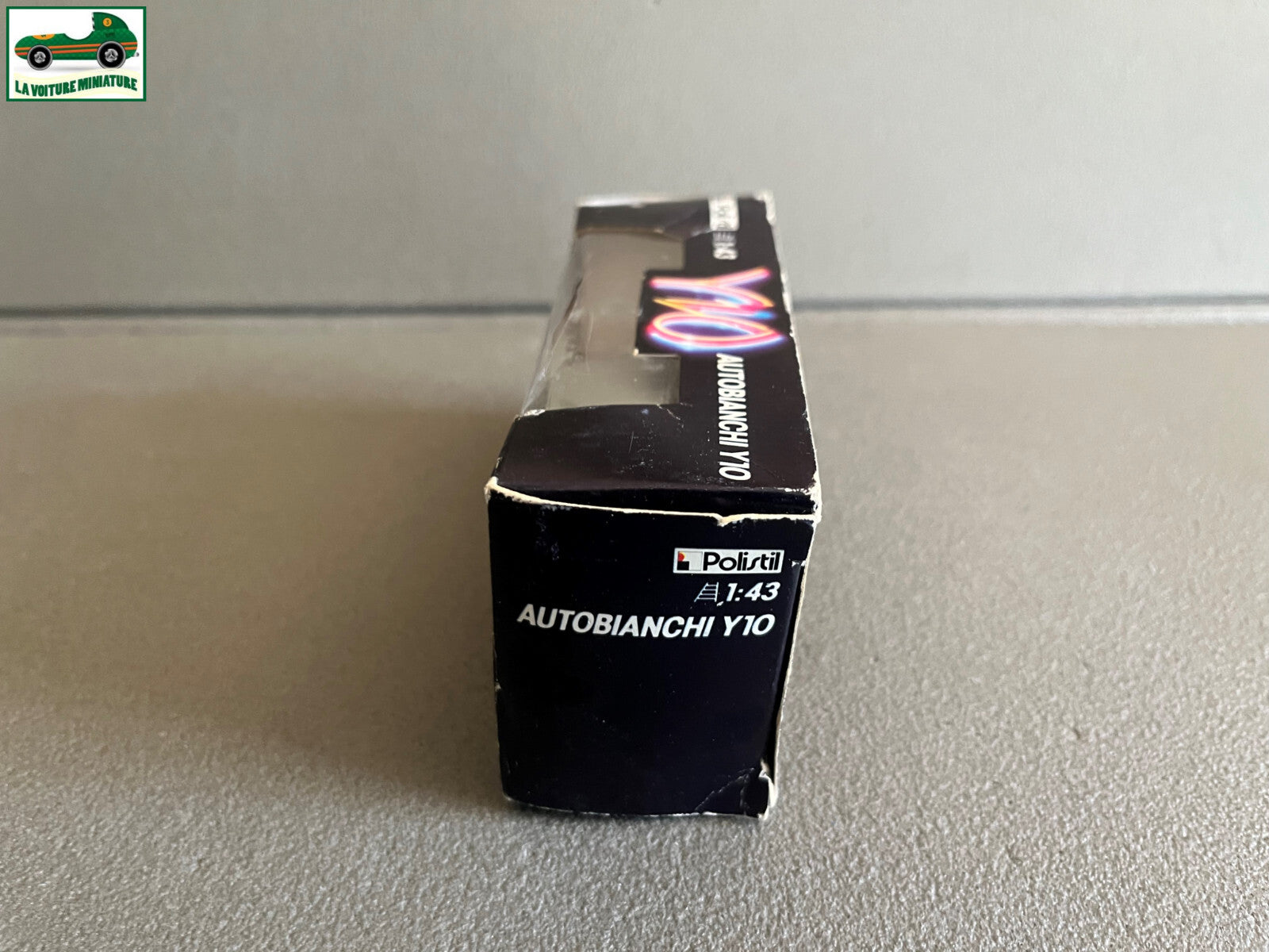 Ancienne Voiture miniature Autobianchi Y10 Polistil Italy au 1/43