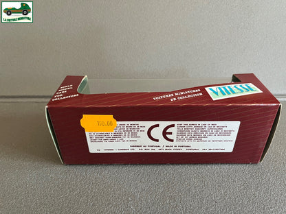 Voiture Miniature Chrysler Town & Country Vitesse au 1/43