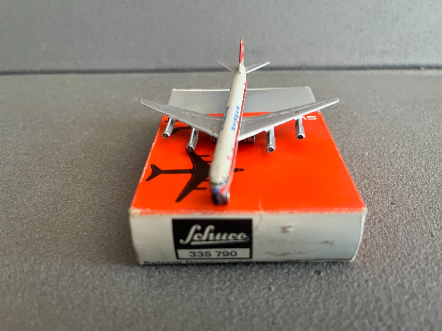 Ancien Avion miniature Douglas DC-8 Swissair Schuco Piccolo