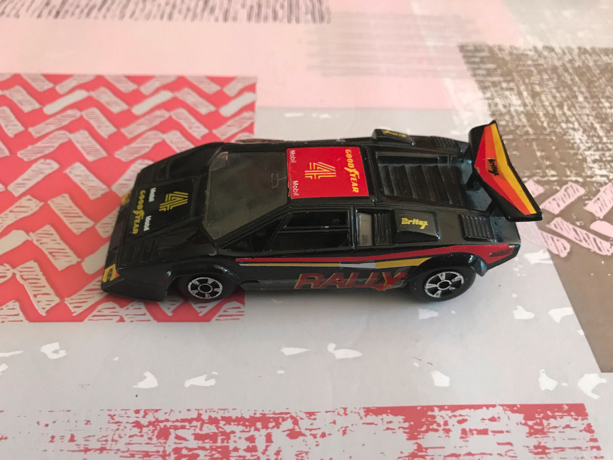 Ancienne Voiture Miniature Lamborghini Countach Polistil Italy 1/40