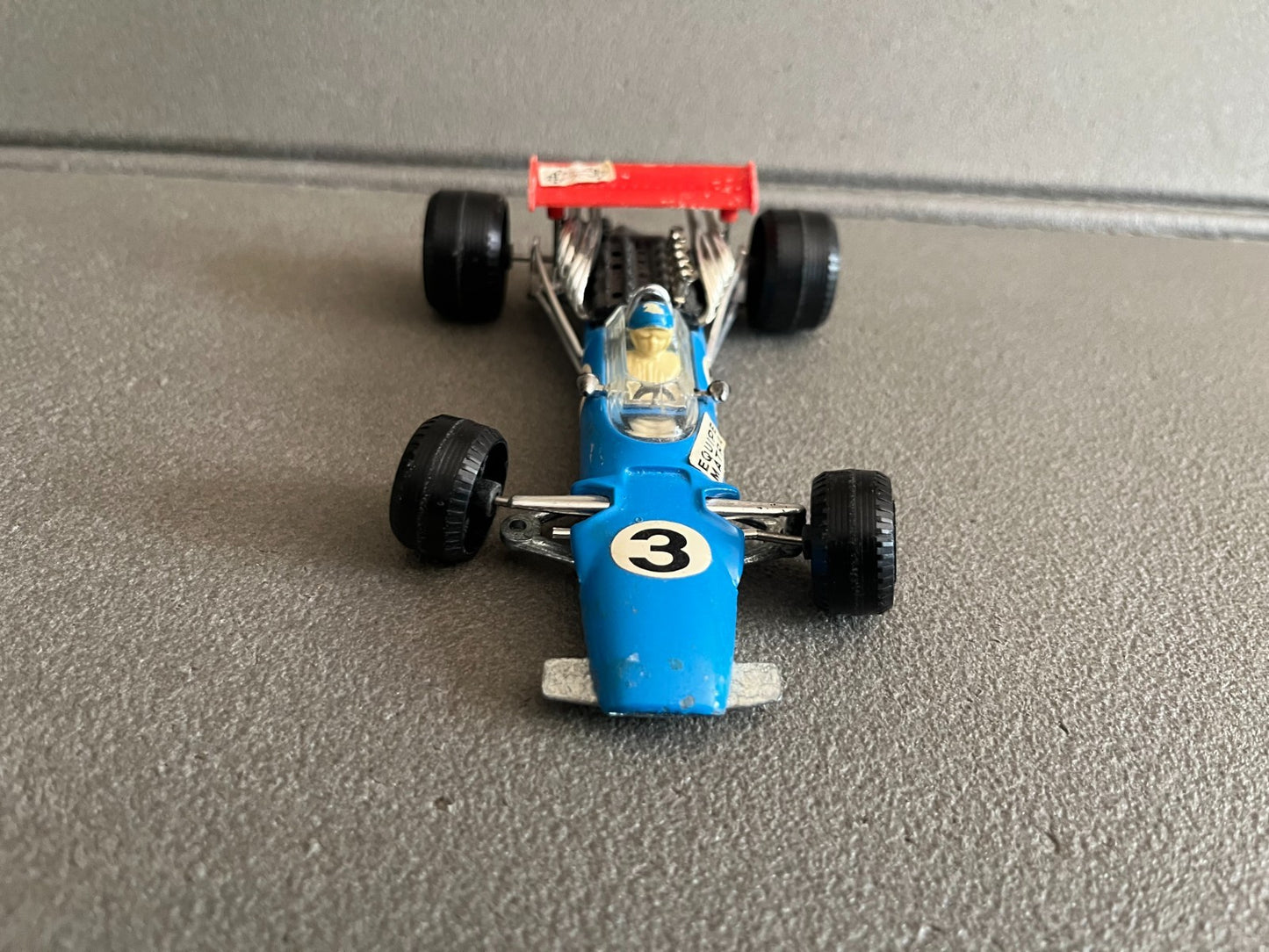 Jouet Ancien Voiture Miniature Matra F1 Politoys Italy au 1/32 Epave