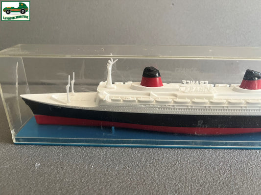 Ancien Bateau Miniature Paquebot N°870 SuperToys France Dinky Toys Meccano 1/200
