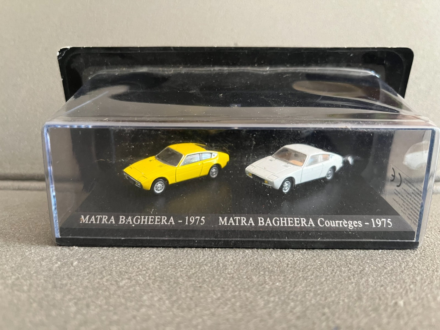 Voiture Miniature Duo Matra Bagheera 1975 Courrèges Universal Hobbies 1/87 HO