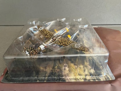 Avion miniature Militaire Bombardier Cantz Z.1007 bis Alcione Altaya 1/72