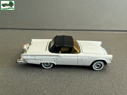 Voiture Miniature Ford Thunderbird Corgi Made in GT Britain au 1/35 1/36