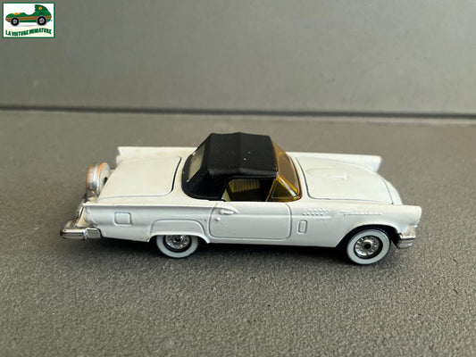 Voiture Miniature Ford Thunderbird Corgi Made in GT Britain au 1/35 1/36