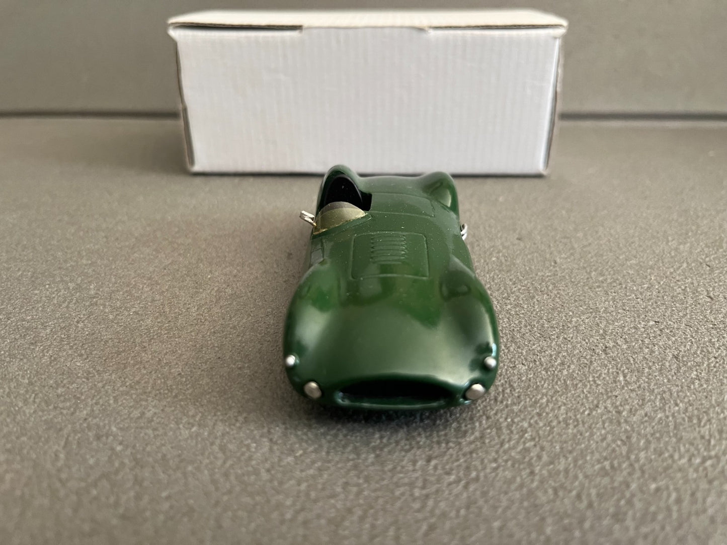 Ancienne Voiture miniature Kit métal monté Mikansue Cooper Jaguar au 1/43