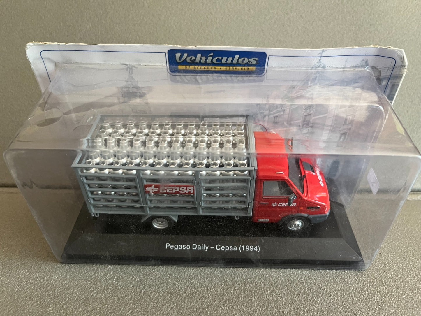 Voiture Miniature Camion Iveco Pegaso Daily Cepsa 1994 au 1/43