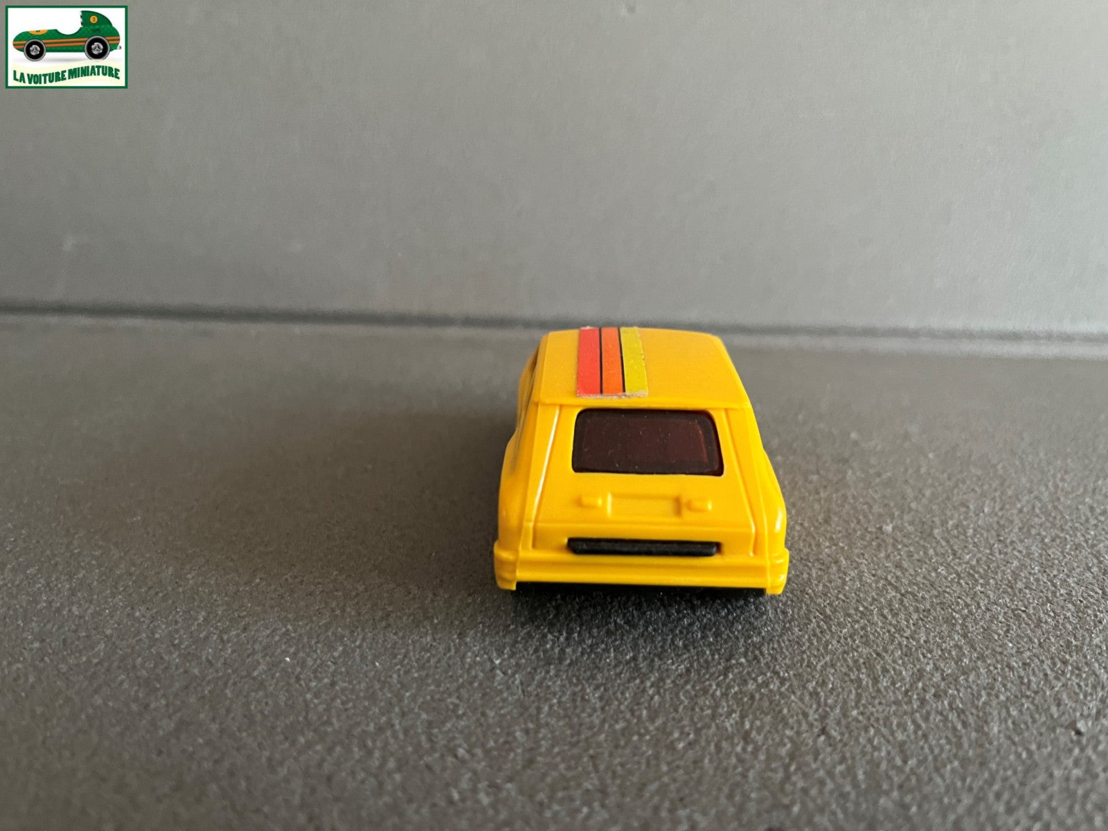 Ancien Jouet de Bazar Plastique Renault 5 KY KAI YIP No.3348 China