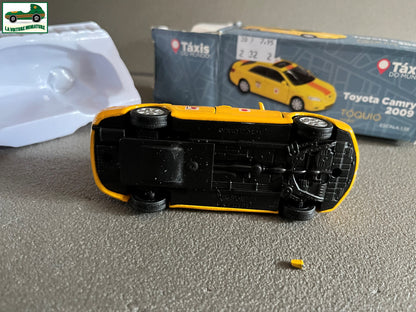 Voiture Miniature Toyota Camry 2009 Tokyo Taxi du Monde Welly au 1/38