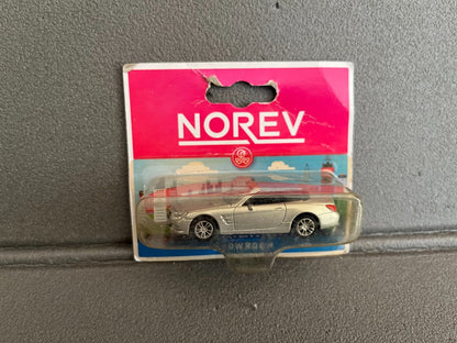 Voiture miniature Mercedes SL-Klasse Showroom Norev 3 inches 1/64