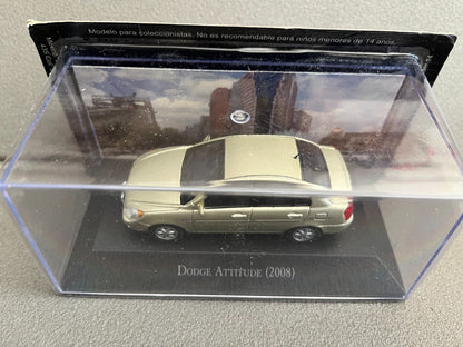 Voiture Miniature Dodge Attitude 2008 au 1/43