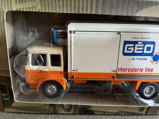Voiture Miniature Camion D'autrefois Saviem Geo Ixo Altaya 1/43