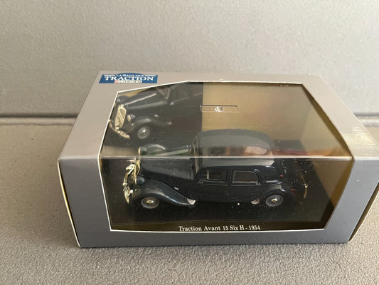 Voiture Miniature Citroen Traction 15 Six H 1954 Atlas Courtage 1/43
