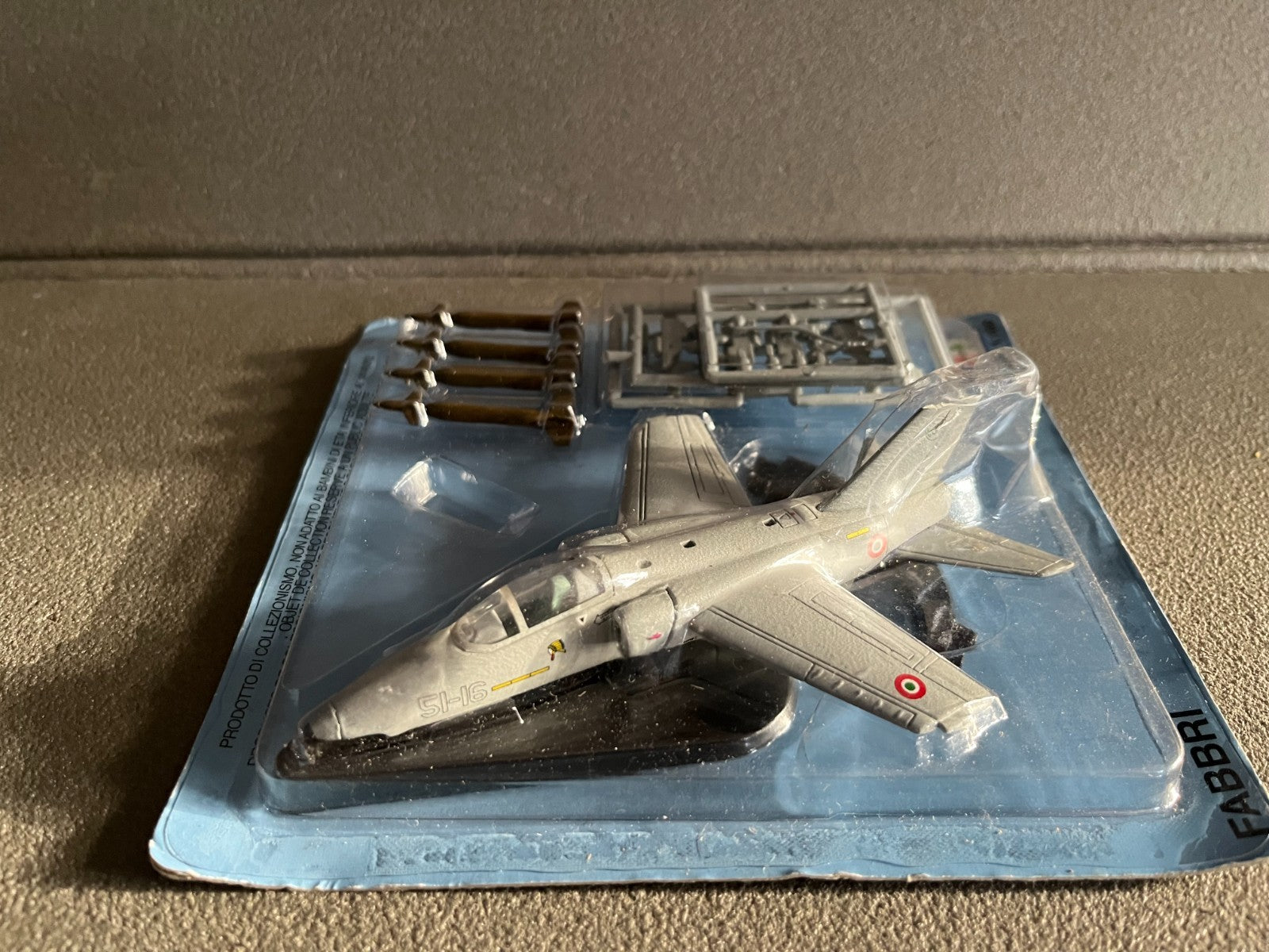 Avion miniature Militaire AMX Ghibli Fabbri Italeri 1/100