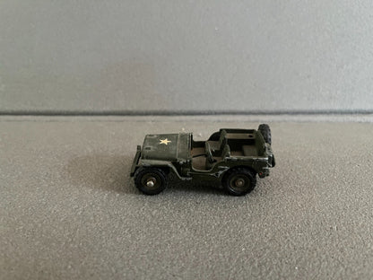 Ancienne Miniature Militaire Voiture Jeep Dinky Toys Meccano France Epave