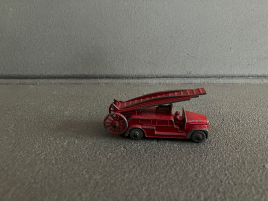 Ancienne Voiture Miniature Camion 9a Dennis Fire Engine Matchbox Lesney England