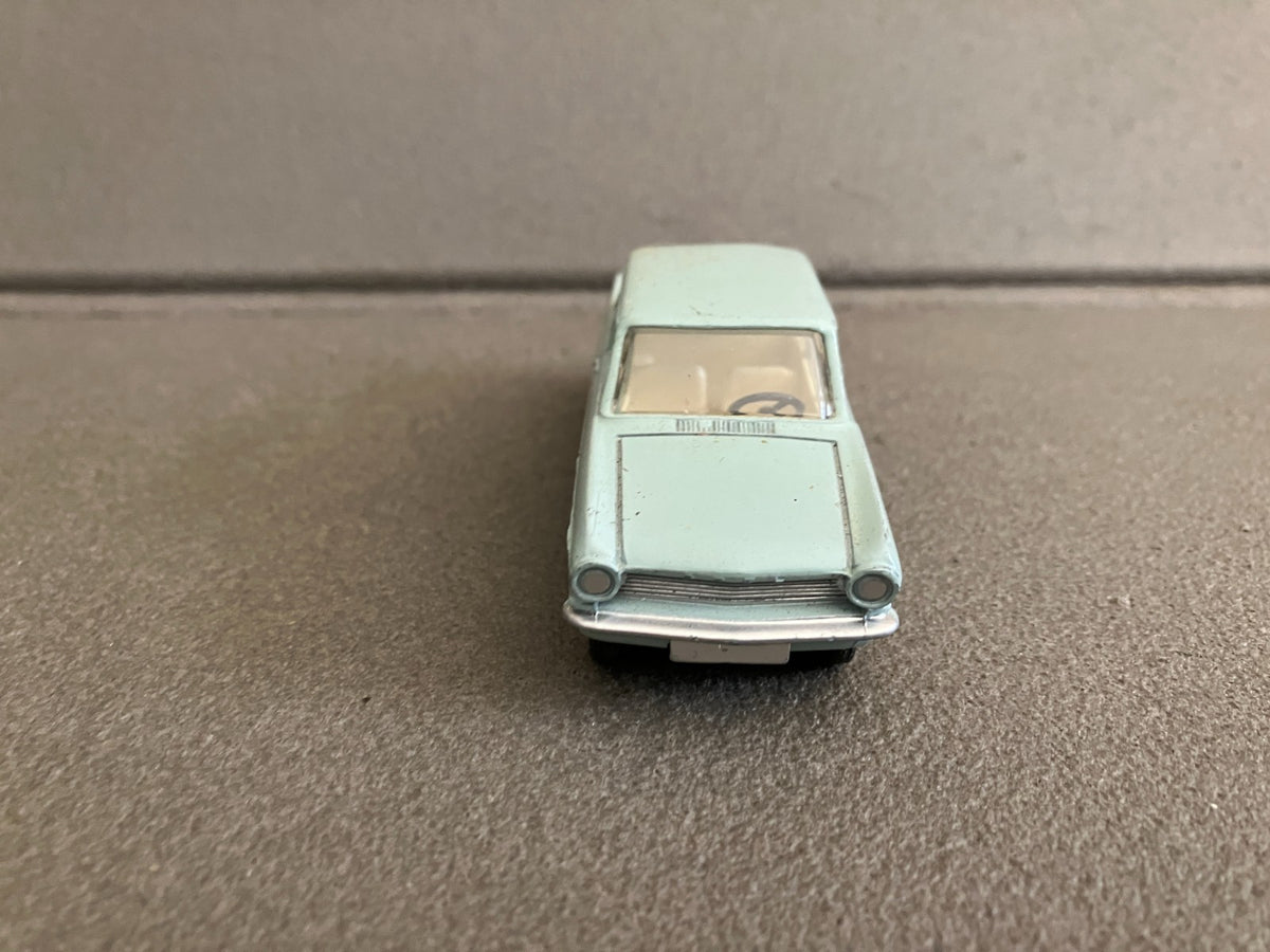 Ancienne Voiture Miniature Opel Kadett 540 France Meccano Dinky Toys 1/43