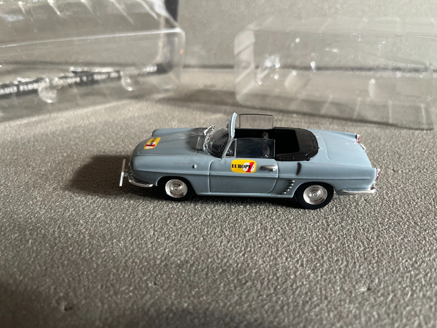 Voiture Miniature Renault Floride Europe 1 Tour de France Vélo Norev au 1/43