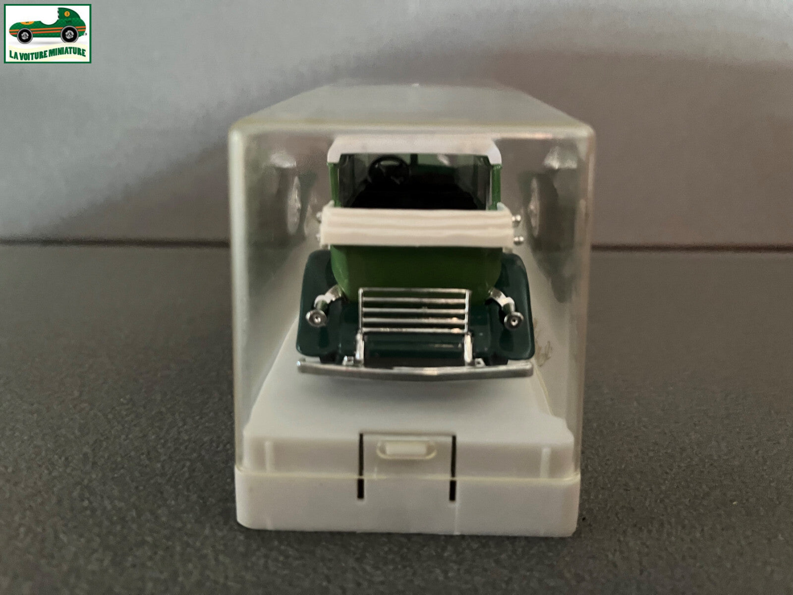 Voiture Miniature Cadillac 452 A Solido au 1/43