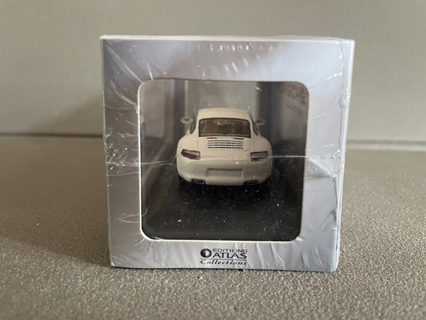 Voiture Miniature Porsche 911 Carrera 2004 Editions Atlas Collection 1/43