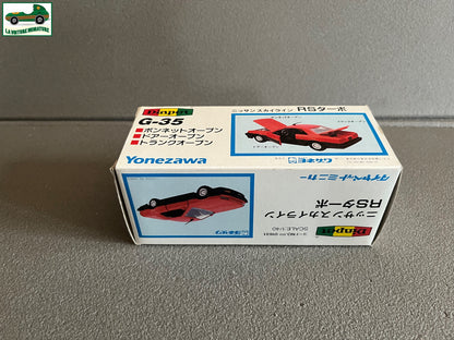 Ancienne Voiture Miniature Nissan Skyline RS Turbo Diapet G-35 Japan au 1/40