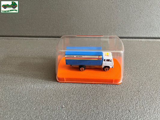 Voiture miniature Camion Mercedes Aeroport Guiloy Spain Echelle 1/124 Majorette