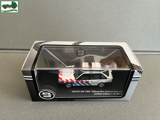 Voiture Miniature Volvo 440 1992 Police Triple 9 au 1/43