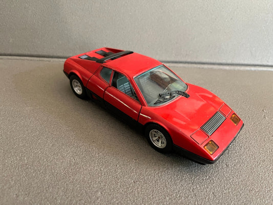 Ancienne Miniature Voiture Ferrari 512 BB Burago 1/24
