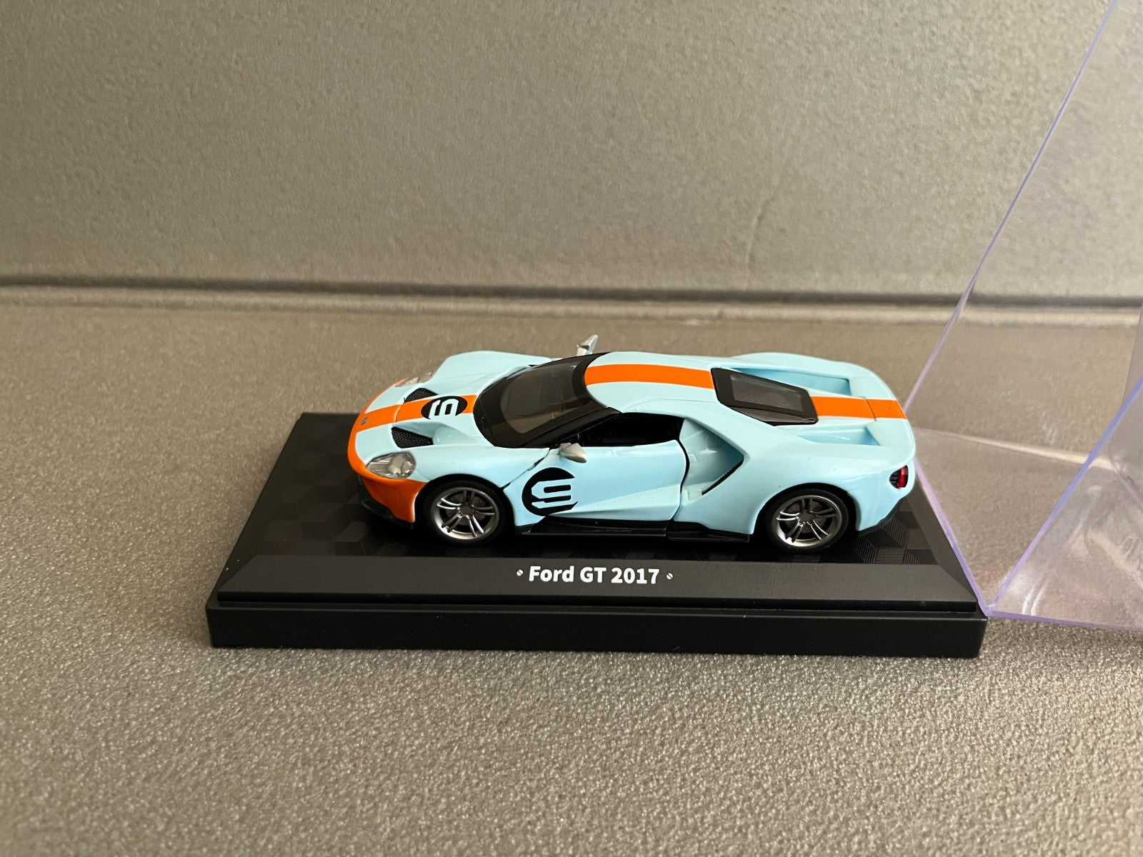 Voiture Miniature Ford GT 2017 au 1/43