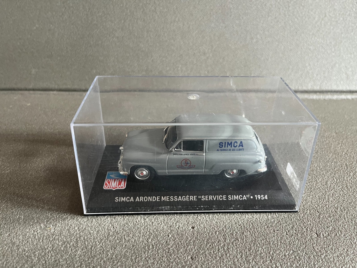 Voiture miniature Simca Aronde Messagère Service 1954 Altaya au 1/43