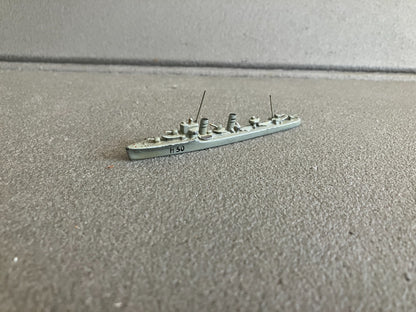 Ancien Bateau miniature Militaire H30 Alliage Plomb Wiking Germany 1/1250