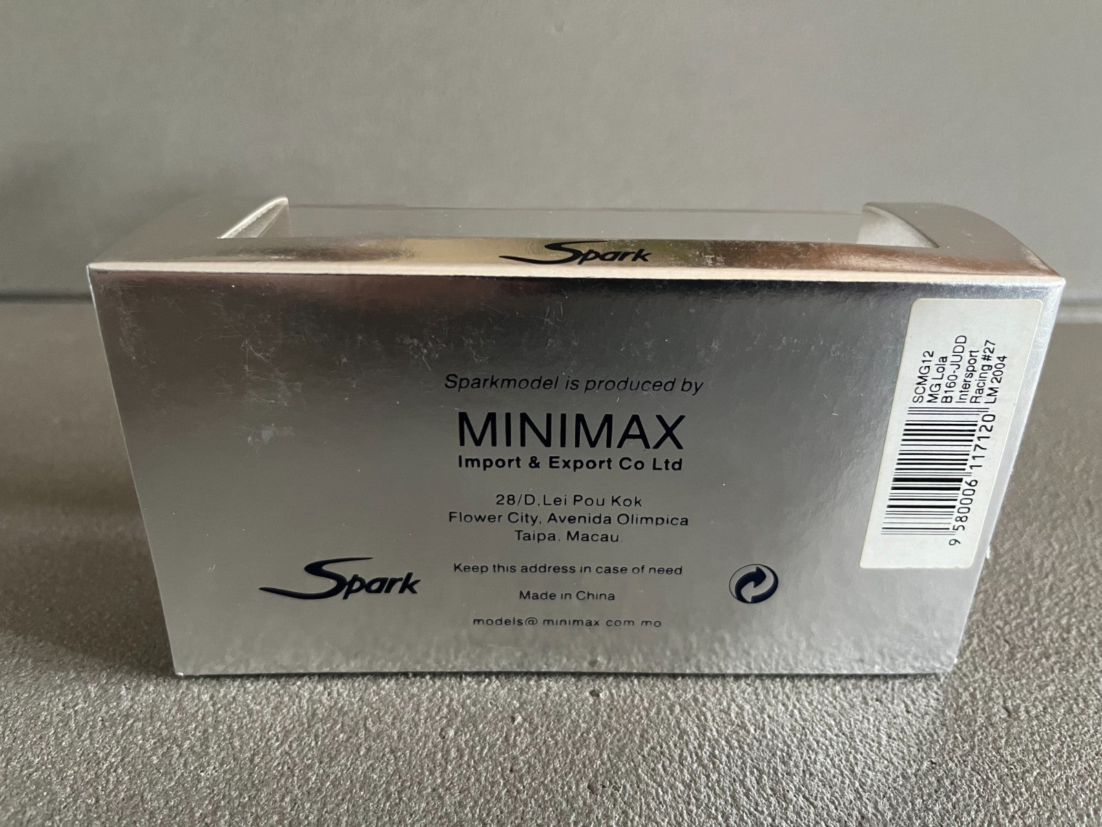 Voiture Miniature MG Lola B160 N°27 LM 2004 Le Mans Spark au 1/43