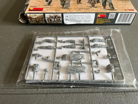 Maquette Militaire Figurine Soldat Battle of the Bulge Ardennes MiniArt 1/35