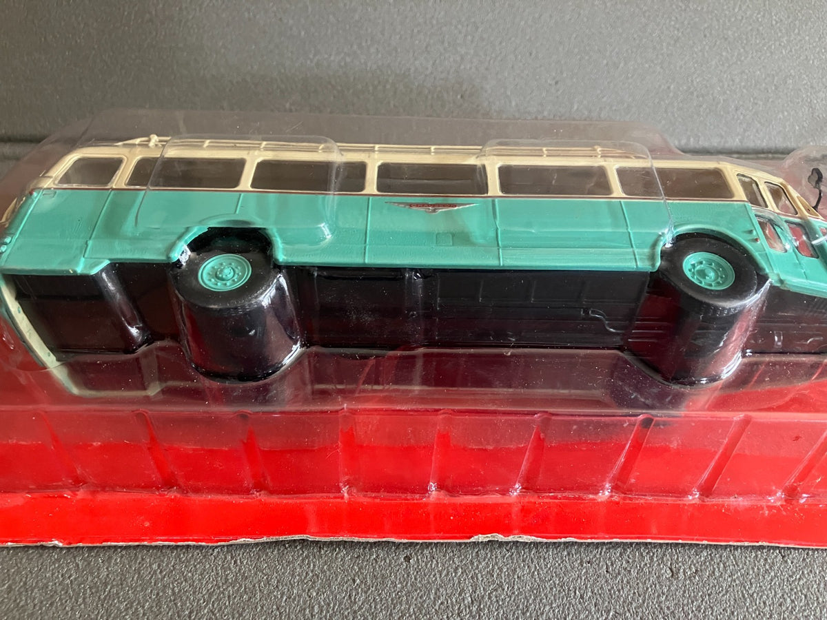 Voiture miniature Chausson APH 47 1/43 Autobus Autocars du Monde