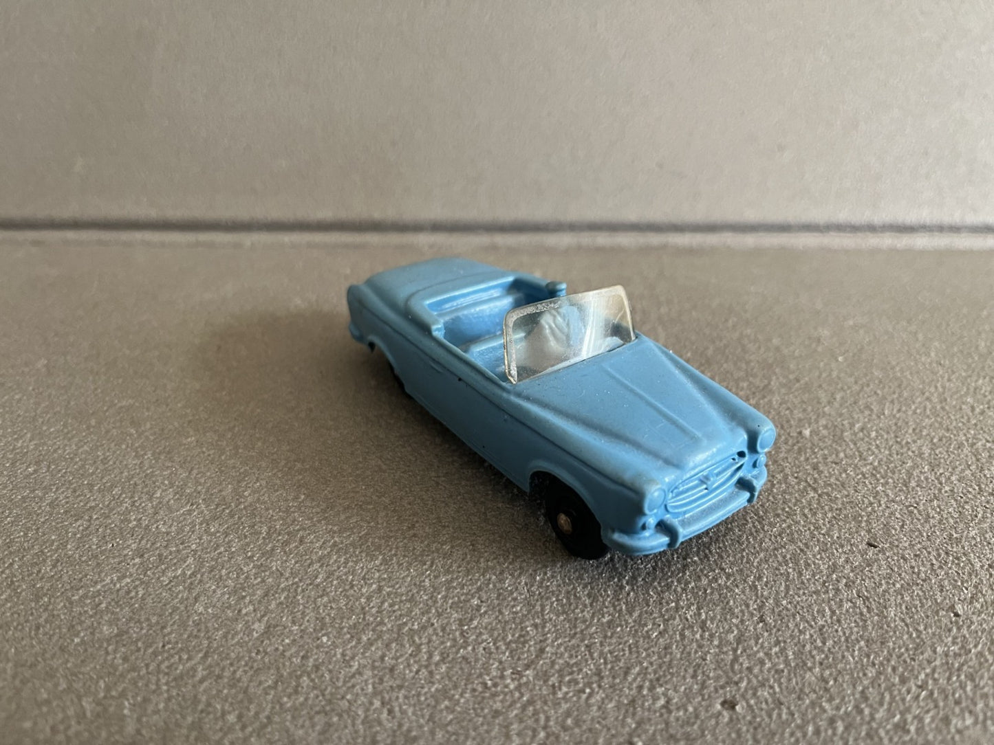 Voiture Miniature Ancien Peugeot 403 Cabrio Tomte Lardal Norway Plastique Gomme