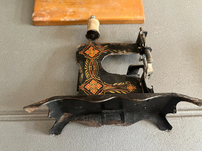 Lot Jouet Ancien Machine Coudre CEMP Villefranche + JC Incomplet