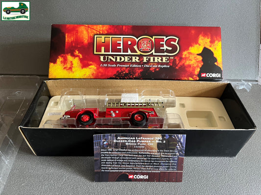 Voiture miniature Camion Pompiers American LaFrance 700 Corgi Heroes 1/50