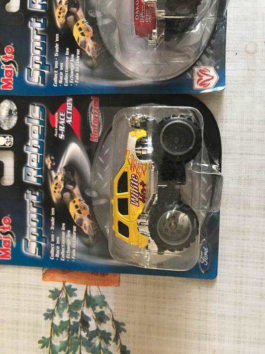 Voiture Miniature Lot de 2 Maisto Monster 4x4 Sport Rebels White Hot Dakota 