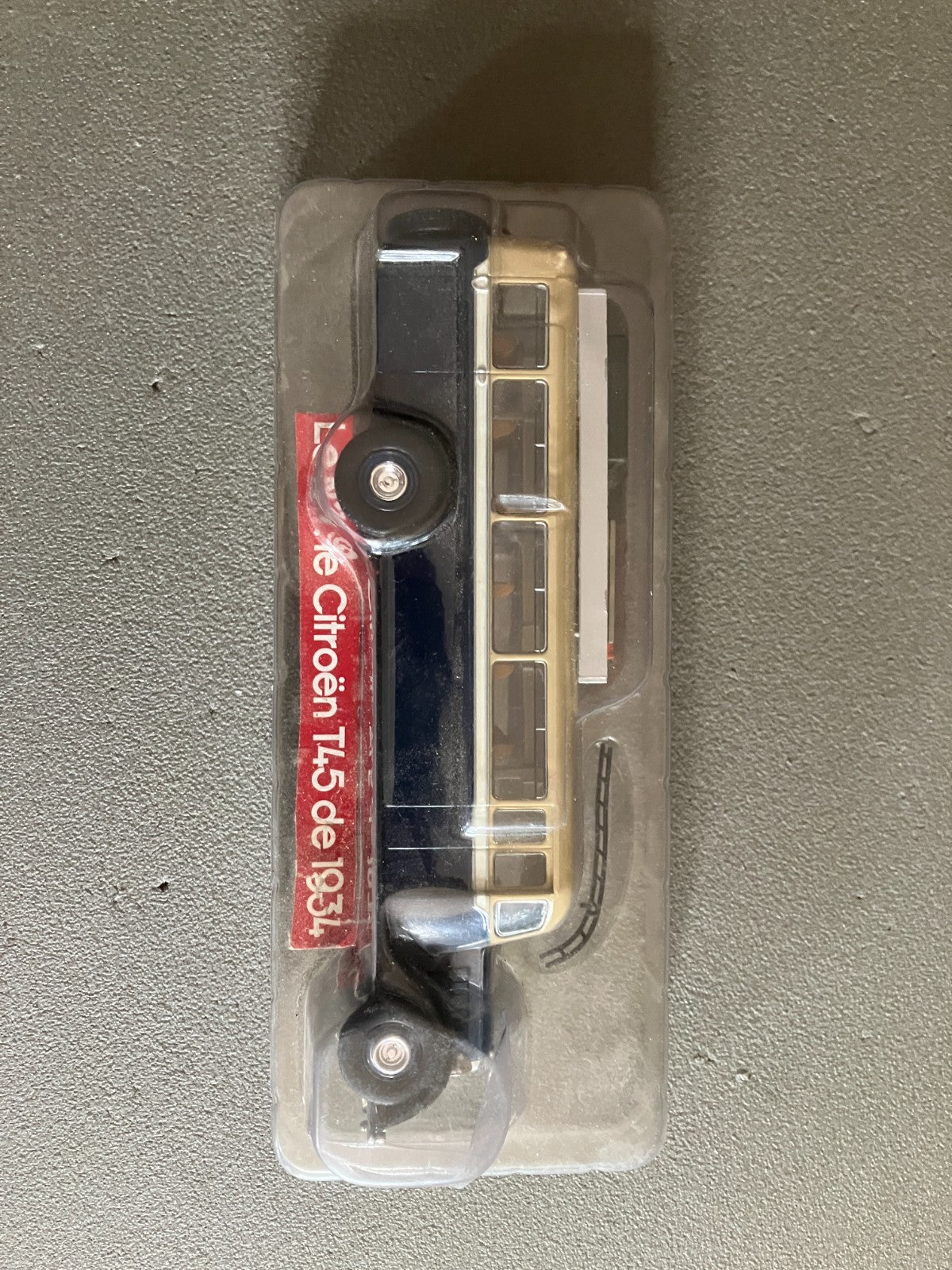 Voiture miniature Citroen T45 1934 1/43 Autobus Autocars du Monde