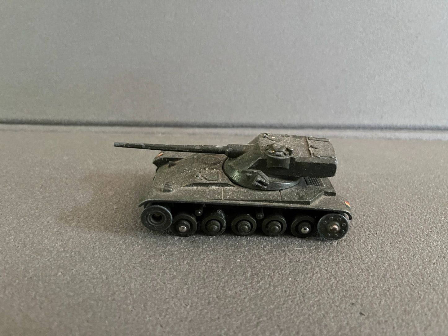 Ancienne Miniature Militaire Char AMX Dinky Toys Meccano France Epave