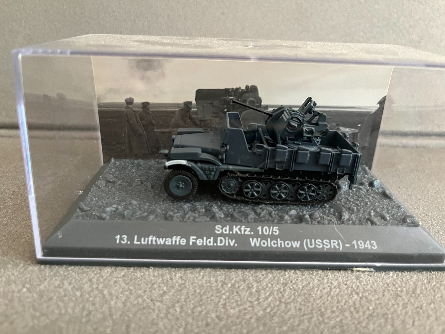 Miniature Militaire Char Tank Blindé Sd.Kfz. 10/5 13. Luftwaffe Altaya 1/72